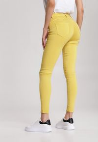 Renee - Żółte Spodnie Skinny Abalaeno. Kolor: żółty. Długość: długie. Wzór: gładki #5