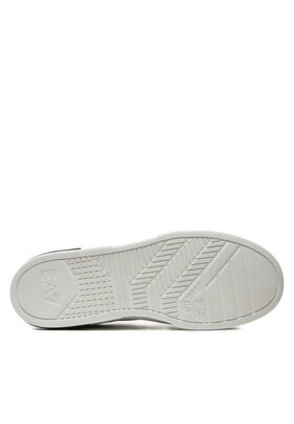 EA7 Emporio Armani Sneakersy X8X173 XK374 N181 Czarny. Kolor: czarny. Materiał: materiał