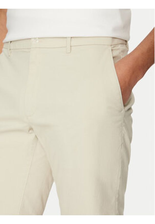Calvin Klein Szorty materiałowe Modern Twill K10K114063 Beżowy Slim Fit. Kolor: beżowy. Materiał: bawełna