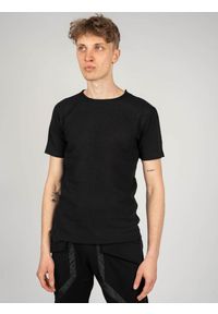 Xagon Man T-Shirt | P22082 V5 8300 | Mężczyzna | Czarny. Okazja: na co dzień. Kolor: czarny. Materiał: bawełna, elastan. Długość: długie. Styl: casual