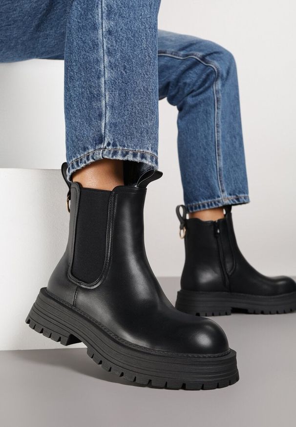 Born2be - Czarne Botki w Stylu Sztybletów na Grubej Tłoczonej Podeszwie Latonisse. Okazja: na co dzień. Kolor: czarny. Materiał: jeans. Styl: casual