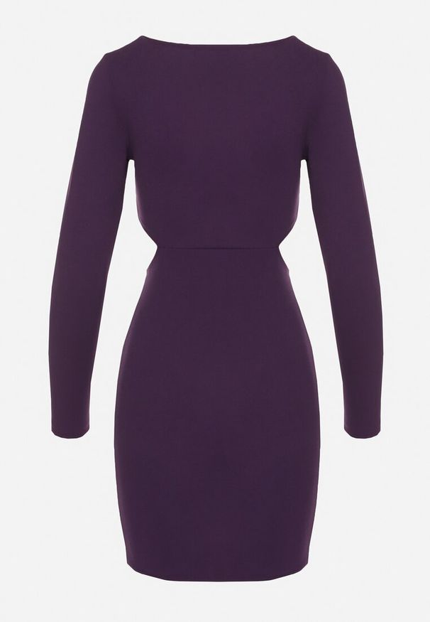 Born2be - Fioletowa Sukienka o Dopasowanym Kroju z Wycięciami w Talii Halassia. Okazja: na co dzień, na randkę. Typ kołnierza: dekolt w serek. Kolor: fioletowy. Długość rękawa: długi rękaw. Typ sukienki: dopasowane, proste. Styl: casual, elegancki