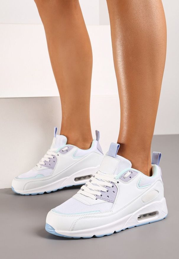 Born2be - Biało-Fioletowe Sneakersy z Podeszwą Typu Air z Ekoskóry Sznurowane Ozarae. Nosek buta: okrągły. Zapięcie: sznurówki. Kolor: biały. Materiał: materiał. Obcas: na obcasie. Wysokość obcasa: niski