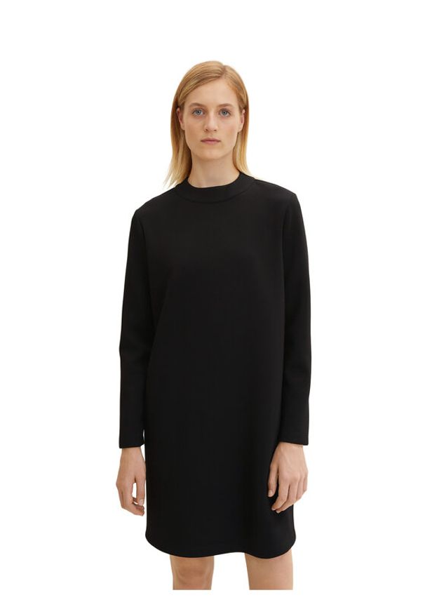 Tom Tailor Sukienka codzienna 1034555 Czarny Regular Fit. Okazja: na co dzień. Kolor: czarny. Materiał: syntetyk. Typ sukienki: proste. Styl: casual