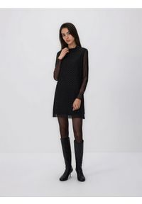 Reserved - Sukienka z dekoracyjnymi aplikacjami - czarny. Kolor: czarny. Materiał: dzianina. Wzór: aplikacja. Typ sukienki: proste #1