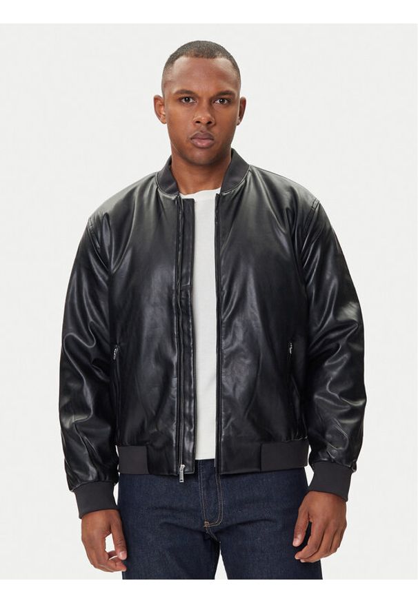 Calvin Klein Jeans Kurtka z imitacji skóry LV04RC407G Czarny Relaxed Fit. Kolor: czarny. Materiał: skóra