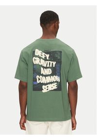 The North Face T-Shirt Heritage NF0A8C3Q Zielony Relaxed Fit. Kolor: zielony. Materiał: bawełna #5
