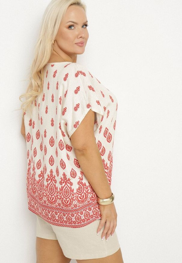 Born2be - Biało-Czerwona Bluzka w Boho Wzór z Wiązaniem przy Dekolcie Jenalia. Kolor: czerwony. Materiał: jeans, materiał. Styl: boho