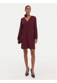 Rinascimento Sukienka koktajlowa CFC0126757003 Bordowy Regular Fit. Kolor: czerwony. Materiał: syntetyk. Styl: wizytowy #4