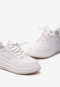 Born2be - Biało-Beżowe Sneakersy przed Kostkę na Grubej Podeszwie z Przeszyciami Diacarsa. Wysokość cholewki: przed kostkę. Kolor: biały #6