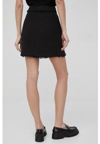 Sisley spódnica kolor czarny mini rozkloszowana. Kolor: czarny. Materiał: dzianina. Wzór: gładki #4