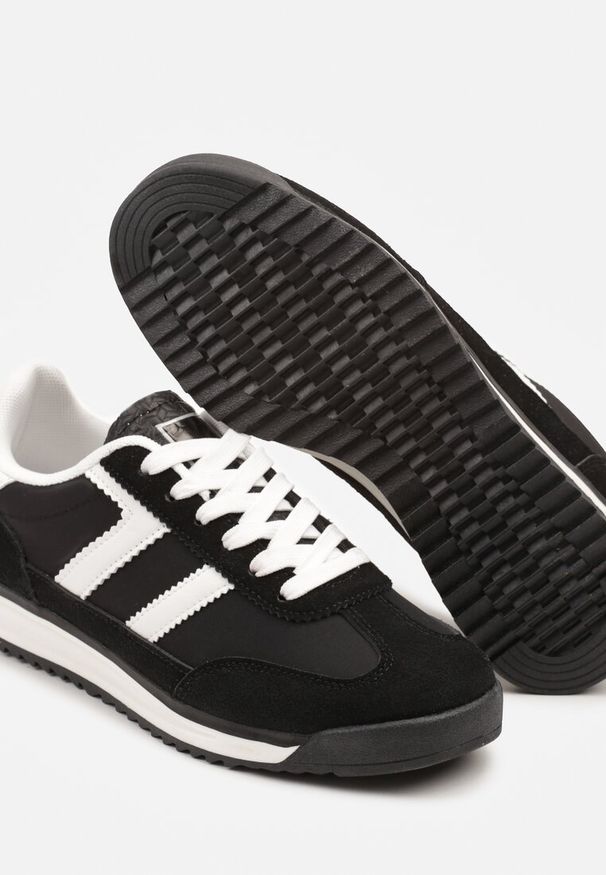 Born2be - Czarne Sneakersy Ozdobione Paskami Eranelia. Okazja: na co dzień. Zapięcie: pasek. Kolor: czarny. Materiał: jeans. Szerokość cholewki: normalna. Wzór: aplikacja