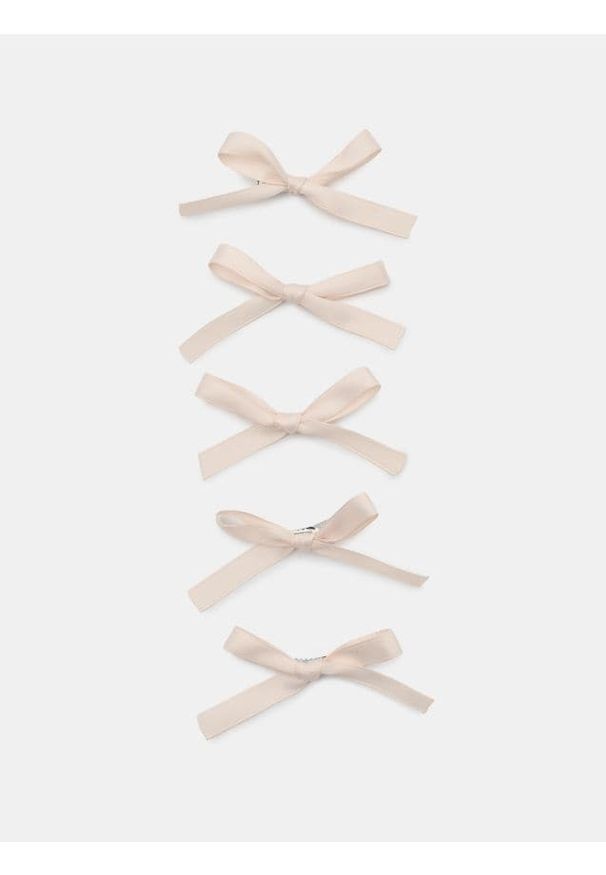 Sinsay - Spinki do włosów w kształcie kokardy 5 pack - kremowy. Kolor: kremowy