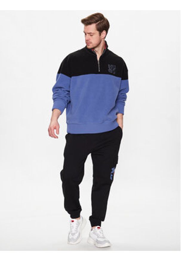 Hugo Polar Dorpion 50482858 Niebieski Relaxed Fit. Kolor: niebieski. Materiał: syntetyk