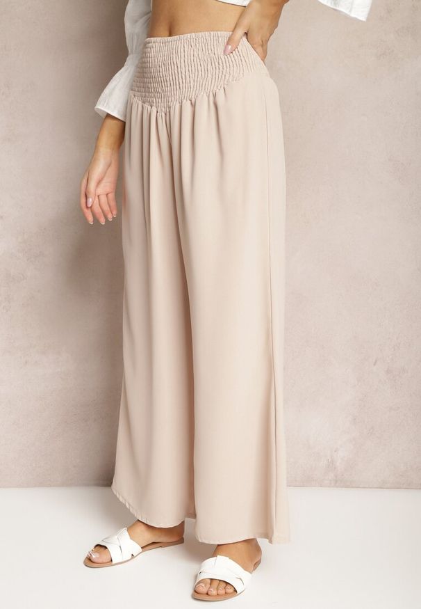 Renee - Beżowe Spodnie Kuloty High Waist z Gumką w Talii Lipadre. Stan: podwyższony. Kolor: beżowy. Długość: krótkie