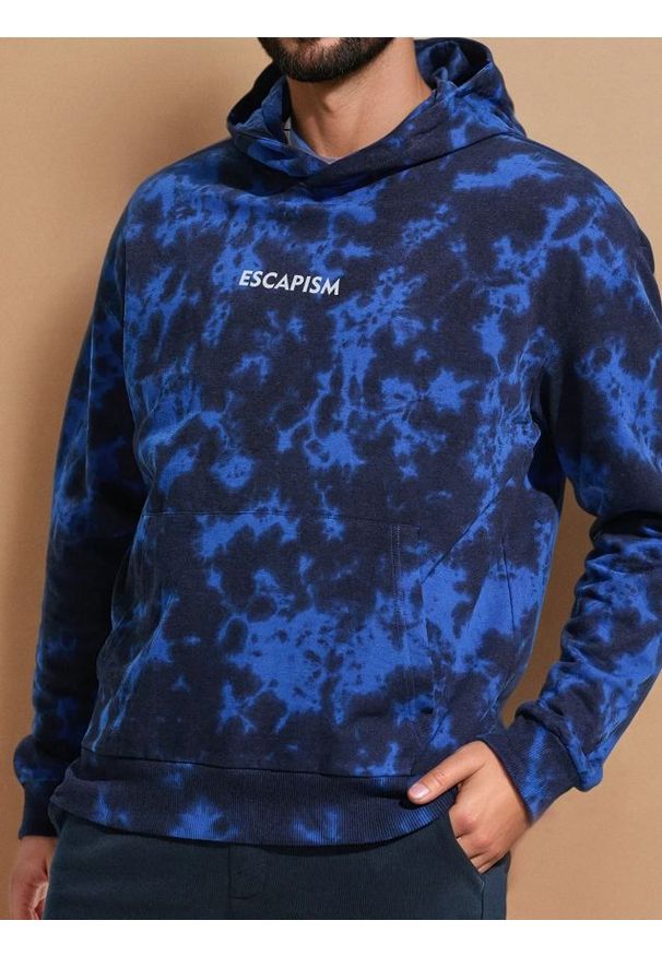 Sinsay - Bluza hoodie z napisem - wielobarwny. Wzór: napisy