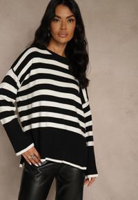 Renee - Czarno-Biały Sweter Oversize w Paski Kalitusa. Okazja: na co dzień. Kolor: biały. Materiał: jeans. Wzór: paski. Styl: casual #4