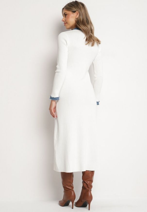 Born2be - Biała Dopasowana Sukienka z Dzianiny z Wiskozą Zdobiona Lamówką Issalda. Okazja: na co dzień. Typ kołnierza: dekolt w kształcie V. Kolor: biały. Materiał: wiskoza, dzianina. Długość rękawa: długi rękaw. Wzór: aplikacja. Typ sukienki: dopasowane. Styl: casual, elegancki