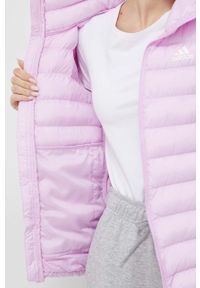 Adidas - adidas kurtka damska kolor różowy zimowa. Kolor: różowy. Materiał: materiał. Sezon: zima #5