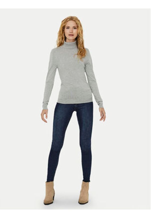 Vero Moda Golf Glory 10231630 Szary Regular Fit. Typ kołnierza: golf. Kolor: szary. Materiał: wiskoza