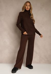 Renee - Brązowy Komplet Dzianinowy z Wełną i Bawełną Szerokie Spodnie i Golf Lennria. Kolor: brązowy. Materiał: wełna, dzianina, bawełna #5