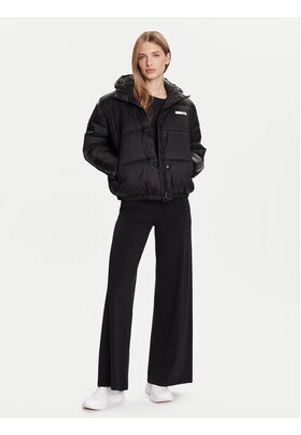 EA7 Emporio Armani Kurtka zimowa 7W000681 AF16413 UC001 Czarny Relaxed Fit. Kolor: czarny. Materiał: syntetyk. Sezon: zima