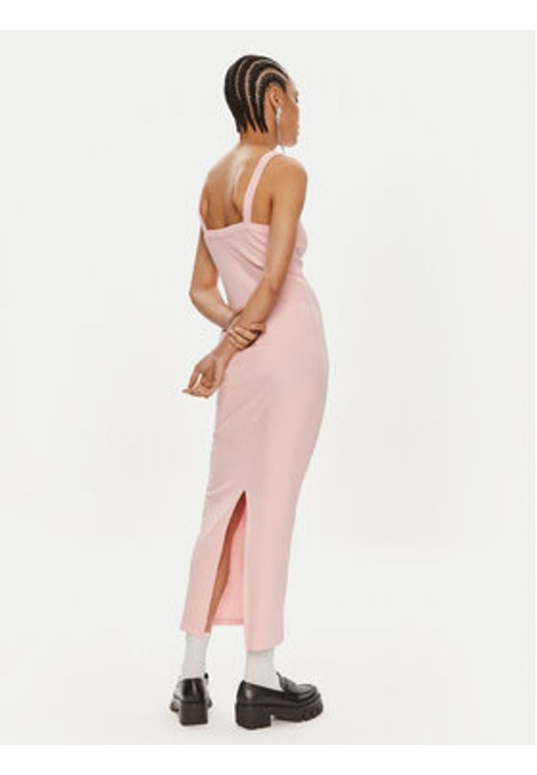ROTATE Sukienka letnia Vigdis 1124431011 Różowy Slim Fit. Kolor: różowy. Materiał: bawełna. Sezon: lato