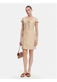 Guess Sukienka letnia W5GK41 WH5L2 Beżowy Regular Fit. Kolor: beżowy. Materiał: lyocell. Sezon: lato