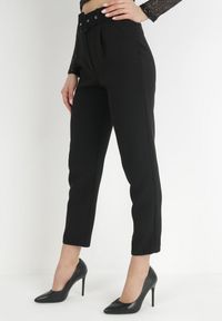 Born2be - Czarne Spodnie z Paskiem Ioleina. Kolor: czarny. Materiał: koronka, materiał. Wzór: jednolity. Styl: elegancki