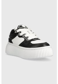 Karl Lagerfeld sneakersy skórzane KREEPER LO kolor biały KL42323. Nosek buta: okrągły. Kolor: biały. Materiał: skóra. Obcas: na platformie #4