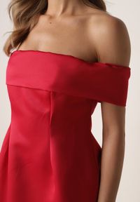 Born2be - Czerwona Rozkloszowana Sukienka VICES z Hiszpańskim Dekoltem Dorienora. Okazja: na imprezę. Typ kołnierza: dekolt hiszpanka. Kolor: czerwony. Materiał: poliester. Typ sukienki: rozkloszowane #3