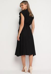 Born2be - Czarna Wiskozowa Sukienka o Koszulowym Kroju z Paskiem w Talii Mareviana. Kolor: czarny. Materiał: wiskoza. Typ sukienki: koszulowe. Styl: klasyczny #6
