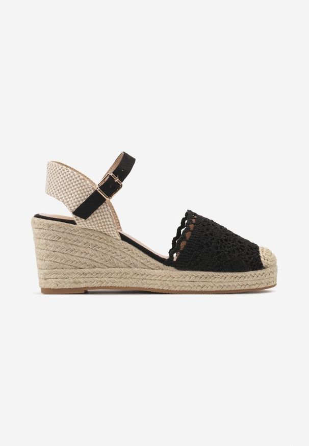 Born2be - Czarne Sandały Espadryle z Plecionym Koturnem i Ażurowym Noskiem Soonia. Kolor: czarny. Materiał: len. Wzór: ażurowy. Sezon: lato. Obcas: na koturnie. Styl: wizytowy, wakacyjny, elegancki