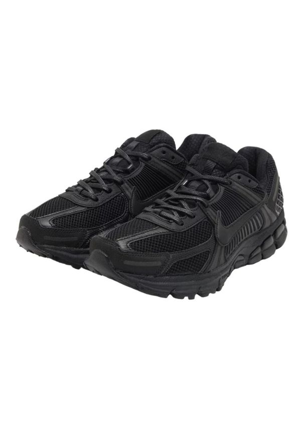 Buty do chodzenia dla dorosłych Nike Vomero 5 Triple Black. Kolor: czarny. Sport: turystyka piesza