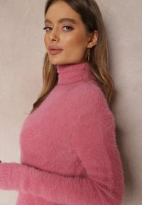 Renee - Ciemnoróżowy Golf Wełniany Cheki. Typ kołnierza: golf. Kolor: różowy. Materiał: wełna. Długość rękawa: długi rękaw. Długość: długie #5