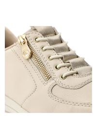 Beżowe Sneakersy Rieker Modne Obuwie Damskie. Okazja: na co dzień. Kolor: beżowy. Materiał: skóra. Styl: elegancki, casual