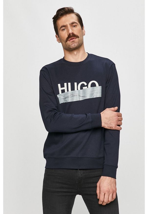 Hugo - Bluza bawełniana. Okazja: na co dzień. Typ kołnierza: bez kaptura. Kolor: niebieski. Materiał: bawełna, dzianina. Wzór: nadruk. Styl: casual