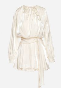 Born2be - Beżowa Wiskozowa Sukienka Ozdobiona Wiązaniem i Falbanką Rallio. Okazja: na co dzień, na imprezę. Typ kołnierza: kołnierz z falbankami. Kolor: beżowy. Materiał: wiskoza. Wzór: aplikacja. Typ sukienki: proste. Styl: casual, elegancki #6