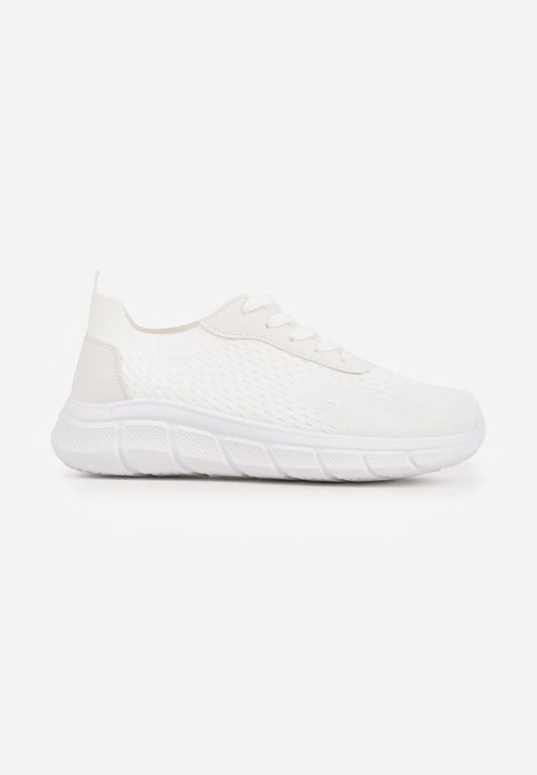 Born2be - Białe Minimalistyczne Buty Sportowe z Siateczki na Tłoczonej Podeszwie Zanera. Okazja: na co dzień, na spacer. Kolor: biały. Materiał: jeans. Szerokość cholewki: normalna. Sport: turystyka piesza, fitness, joga i pilates