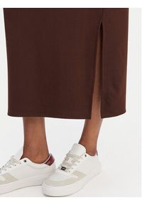 Calvin Klein Jeans Sukienka codzienna LV047E220G Brązowy Slim Fit. Okazja: na co dzień. Kolor: brązowy. Materiał: wiskoza. Typ sukienki: proste. Styl: casual #4