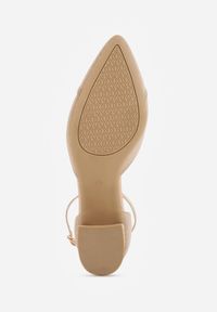 Renee - Ciemnobeżowe Czółenka ze Sportowej Tkaniny VICES na Słupku z Paskiem przy Kostce Loraira. Zapięcie: pasek. Kolor: beżowy. Materiał: tkanina. Obcas: na słupku. Styl: sportowy #5