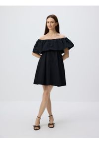 Reserved - Sukienka z odkrytymi ramionami - czarny. Kolor: czarny. Materiał: tkanina, bawełna. Typ sukienki: z odkrytymi ramionami #1