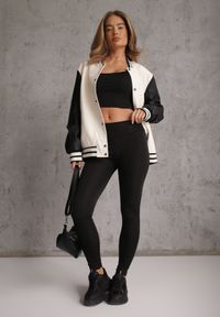 Renee - Czarne Legginsy Basic z Modelującą Wstawką w Pasie Liacan. Okazja: na co dzień. Kolor: czarny. Długość: krótkie. Styl: casual #4