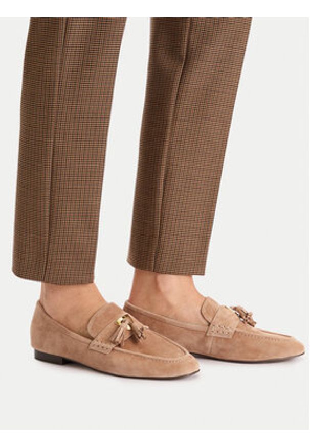 Coccinelle Loafersy NF1 16 01 01 Beżowy. Kolor: beżowy. Materiał: skóra, zamsz