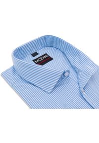 Modini - Koszula męska w niebiesko-białe prążki Y34. Kolor: biały, wielokolorowy, niebieski. Materiał: bawełna, poliester, tkanina. Wzór: prążki #1