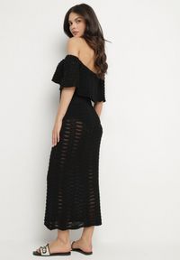 Born2be - Czarna Ażurowa Sukienka o Fasonie Hiszpanki z Wywijanym Dekoltem Filiorra. Okazja: na co dzień. Typ kołnierza: dekolt hiszpanka. Kolor: czarny. Materiał: jeans. Wzór: ażurowy. Styl: casual #6