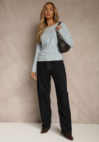 Renee - Niebieska Bluzka Longsleeve Ozdobiona Geometrycznym Motywem Uninessa. Okazja: na co dzień. Kolor: niebieski. Materiał: jeans. Długość rękawa: długi rękaw. Wzór: geometria, aplikacja. Styl: casual #3