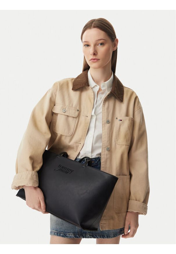 Tommy Jeans Torebka Tjw Must Tote AW0AW18772 Czarny. Kolor: czarny. Materiał: skórzane