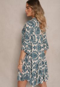 Renee - Granatowo-Beżowa Bawełniana Sukienka o Rozkloszowanym Kroju w Ornamentalny Print Laniwea. Okazja: na co dzień. Kolor: niebieski. Materiał: bawełna. Wzór: nadruk. Styl: casual