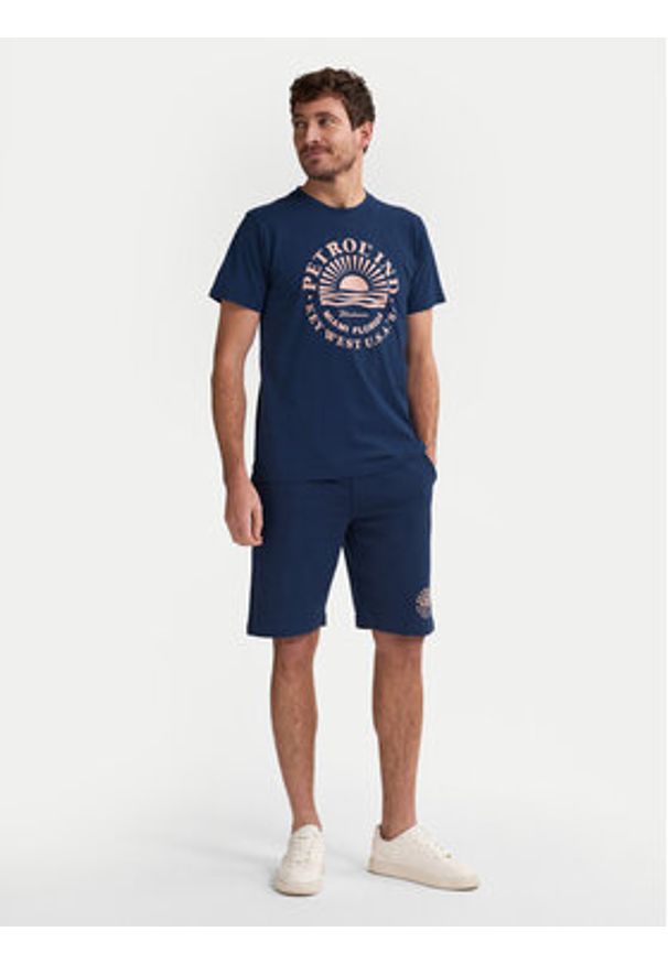 Petrol Industries T-Shirt M-1050-TSR127 Granatowy Regular Fit. Kolor: niebieski. Materiał: bawełna